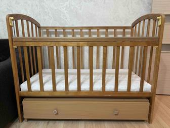 Детская кровать с матрасом