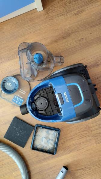 Продам пылесос Philips