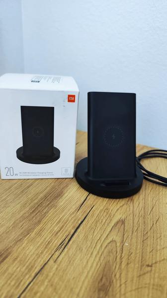 Беспроводное зарядное устройство Xiaomi Mi 20W