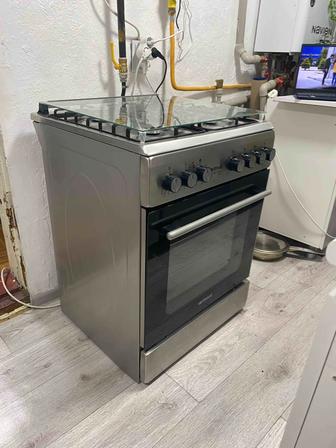 Газовая плита с духовкой