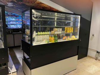 Витринный Холодильник