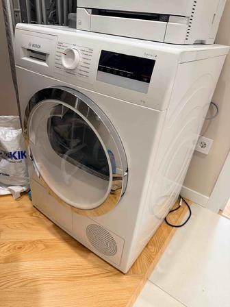 Сушильная машина Bosch serie 4 WTN85423ME