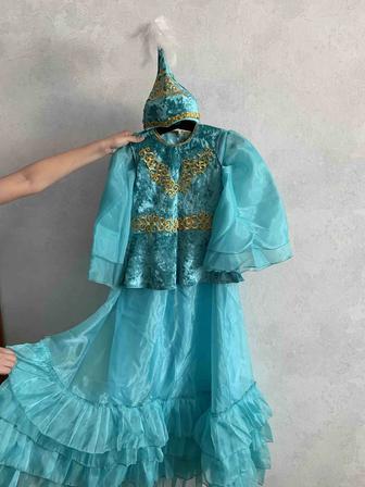Казахский национальный костюм