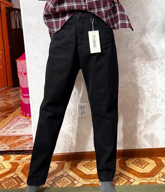 Продам джинсы мом