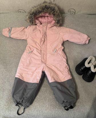 Продам комбинезон на девочку