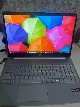 Продам ноутбук HP(с адаптером) мышка в подарок