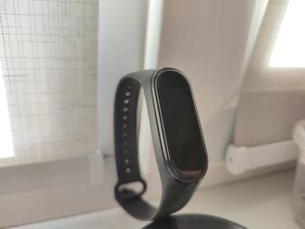 Фитнес-браслет Mi band 4