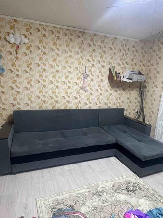 Продаю диван после химчистки