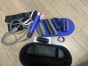 Dyson стайлер