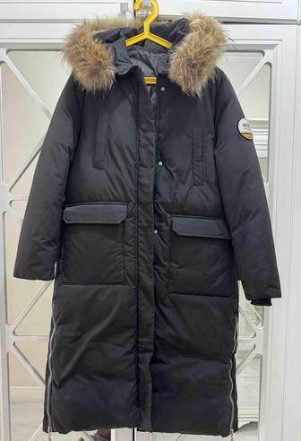 Зимняя женская куртка (пуховик). 48/50рр.