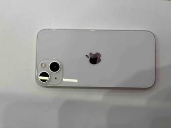 Продам iPhone 13 на 128 гб, в белом цвете в идеальном состоянии