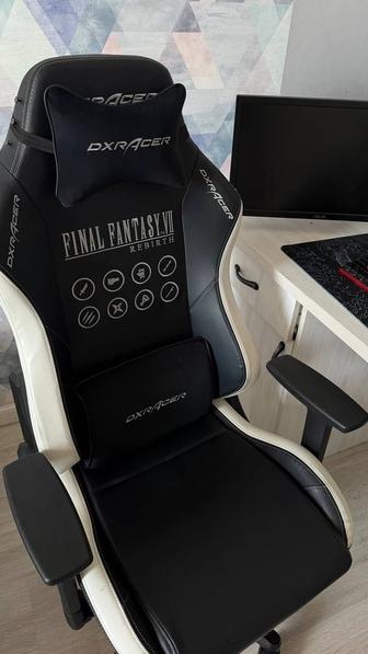 Игровое кресло DXRacer Final Fantasy