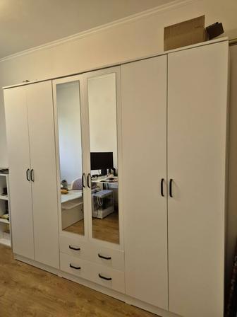 Продам шкаф для одежды