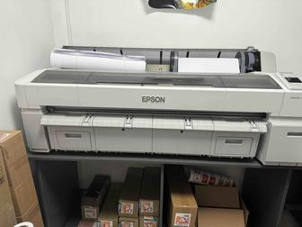 Epson SureColor T7000 44 в отличном состоянии, ПЗК, с красками