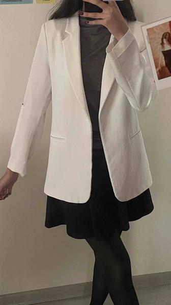 белый пиджак