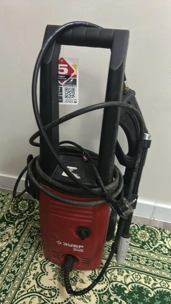 Жоғары қысымды жуу машинасы (шағын жуу машинасы) электр, ЗУБР -135,макс.