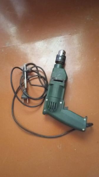 Продам дрель электрическая