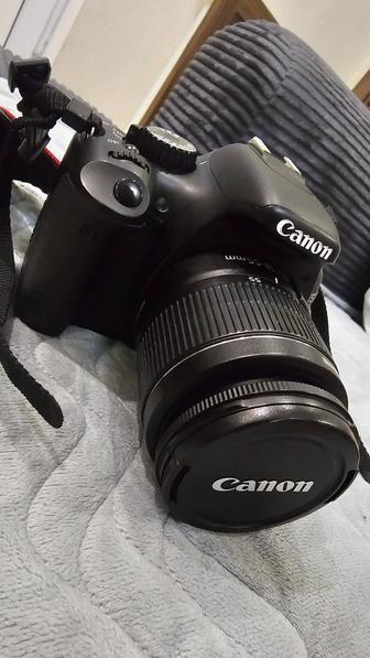 Продам Canon EOS 550D и объектив 300мм