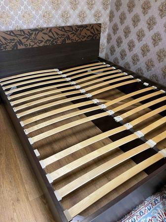 Продам кровать