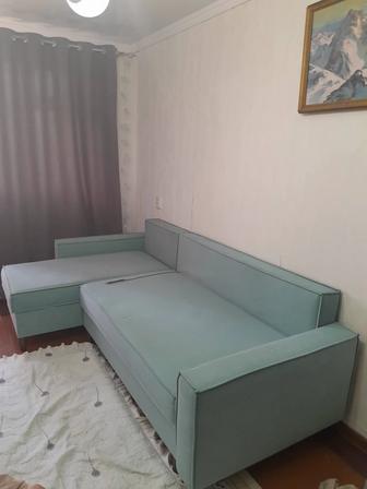 Мягкий уголок диван