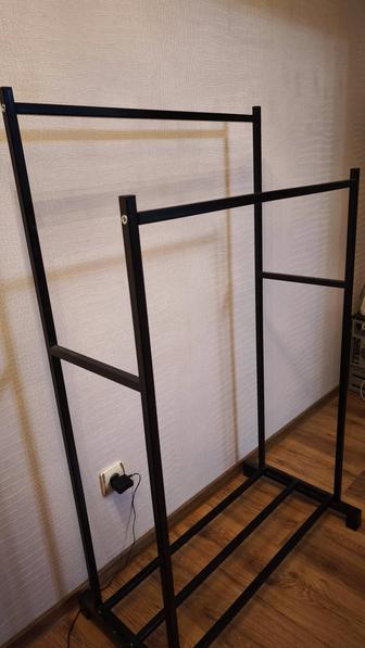 Вешалка для одежды