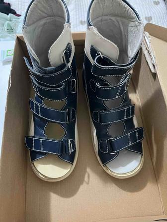 Обувь ортопедическая