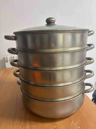 Продам большую мантоварку