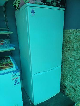 Срочно продам холодильник, газ плиту, пицца печь, мангал
