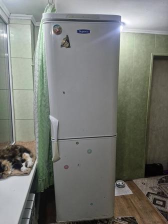 Продам холодильник б/у