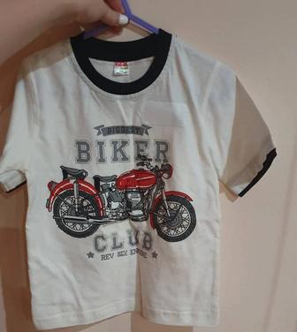 Футболка на мальчика хлопок на 4-5 лет