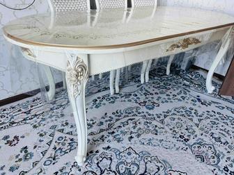 Стол гостевой