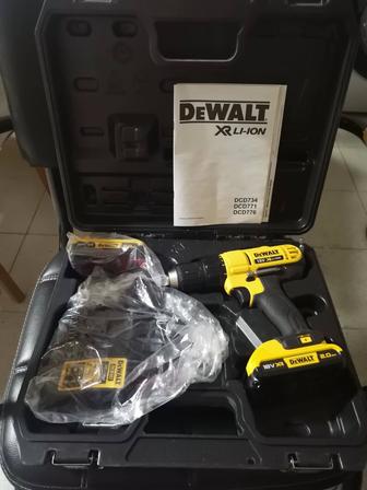 Шуруповерт аккумуляторный DeWalt DCD771S2, 18 В Li