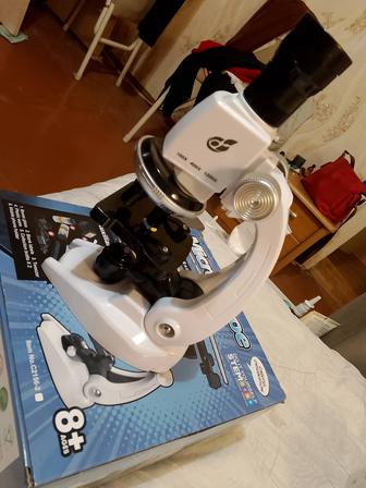 Продам микроскоп новый
