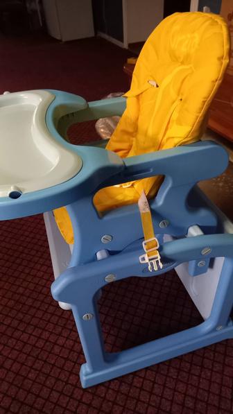 Продам стул трансформер для ребенка