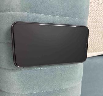 Продам айфон 11