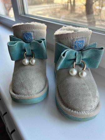 Продам детские угги