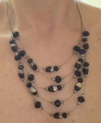 Красивое ожерелье