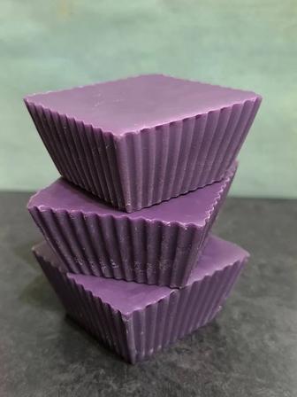 Цветной пчелиный воск