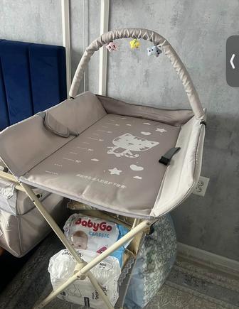 Пеленальный стол