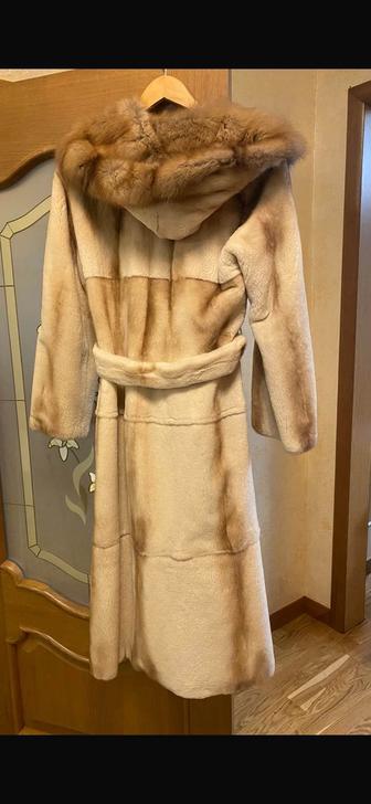 Женская шуба