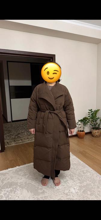 Продам длинную куртку-пальто на синтепоне