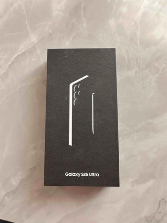 Продам Samsung S25 ultra silver 256