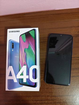 Продам Samsung galaxy A40