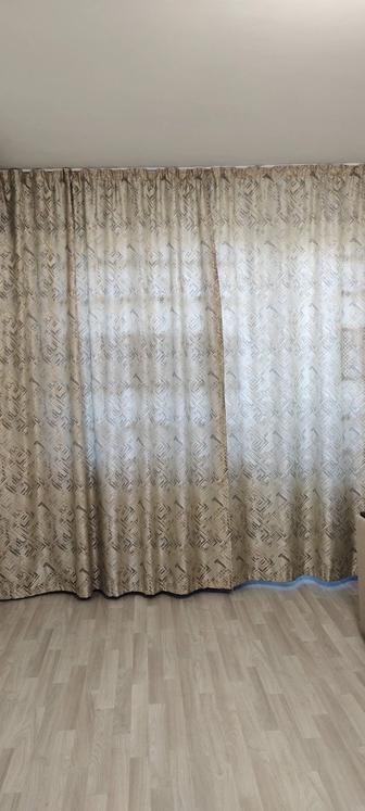 Продам шторы 4 метра