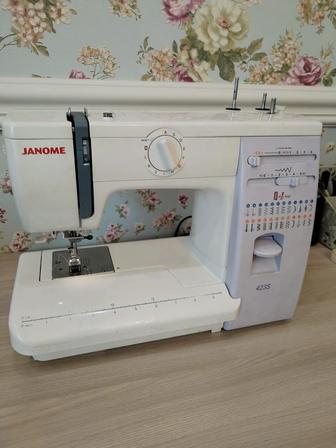 Швейная машина Janome 423S