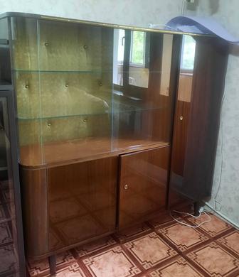 Продаю сервант