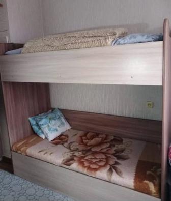 Продам двухъярусную кровать