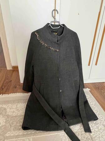 Пальто с ремнем, Турция