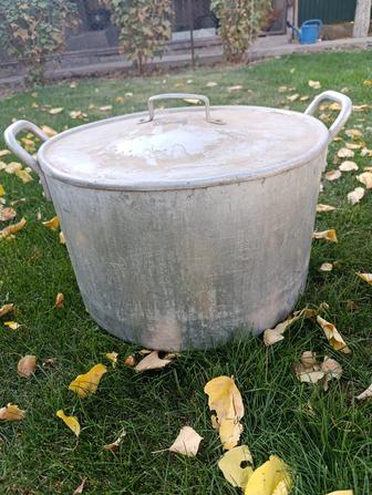 Продам кастрюлю