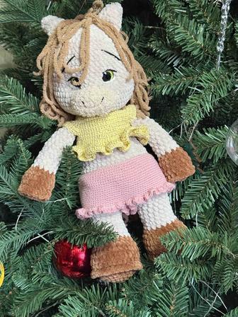 Игрушки ручной работы, символ года Лошадка